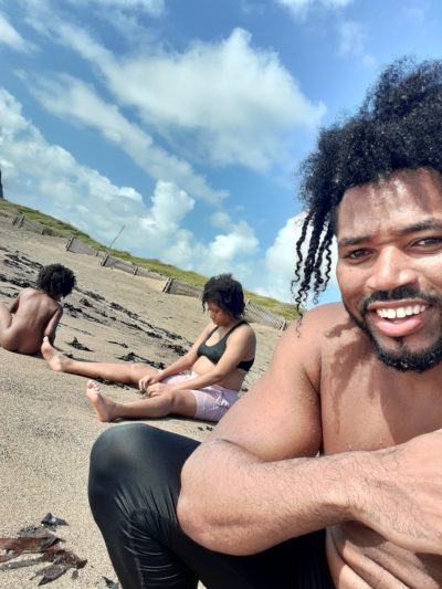 Quadrillionaire Trott Bailey Family chilling at the beach. Buff Bodybuilder Kimroy KB Bailey, Food lover Sher Trott Bailey and Princess Keilah Trott Bailey