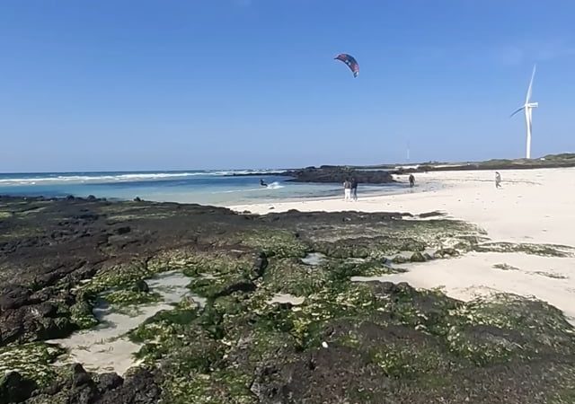 Big King KB kite surfing at Kimyeong Beach Jeju island south Korea