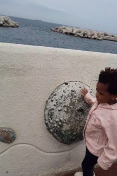 Big King 👑 Kimroy Daddy Bailey long hair blowing in Sea breeze out with Princess Keilah